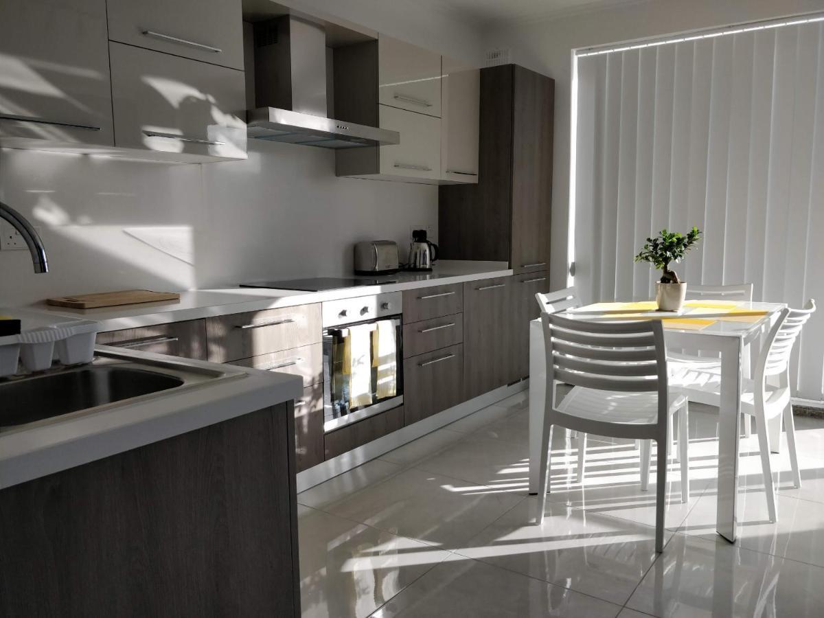 Sea View Penthouse With Large Terrace Irom1-1 Lägenhet Marsaskala Exteriör bild